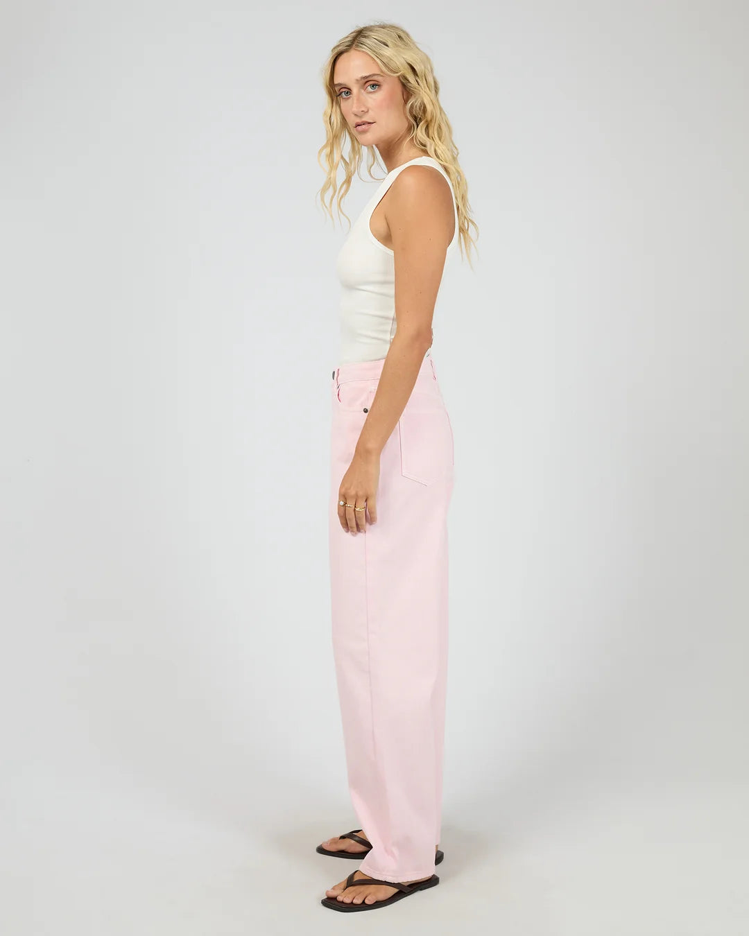 ZIA RELAXED STRAIGHT JEAN