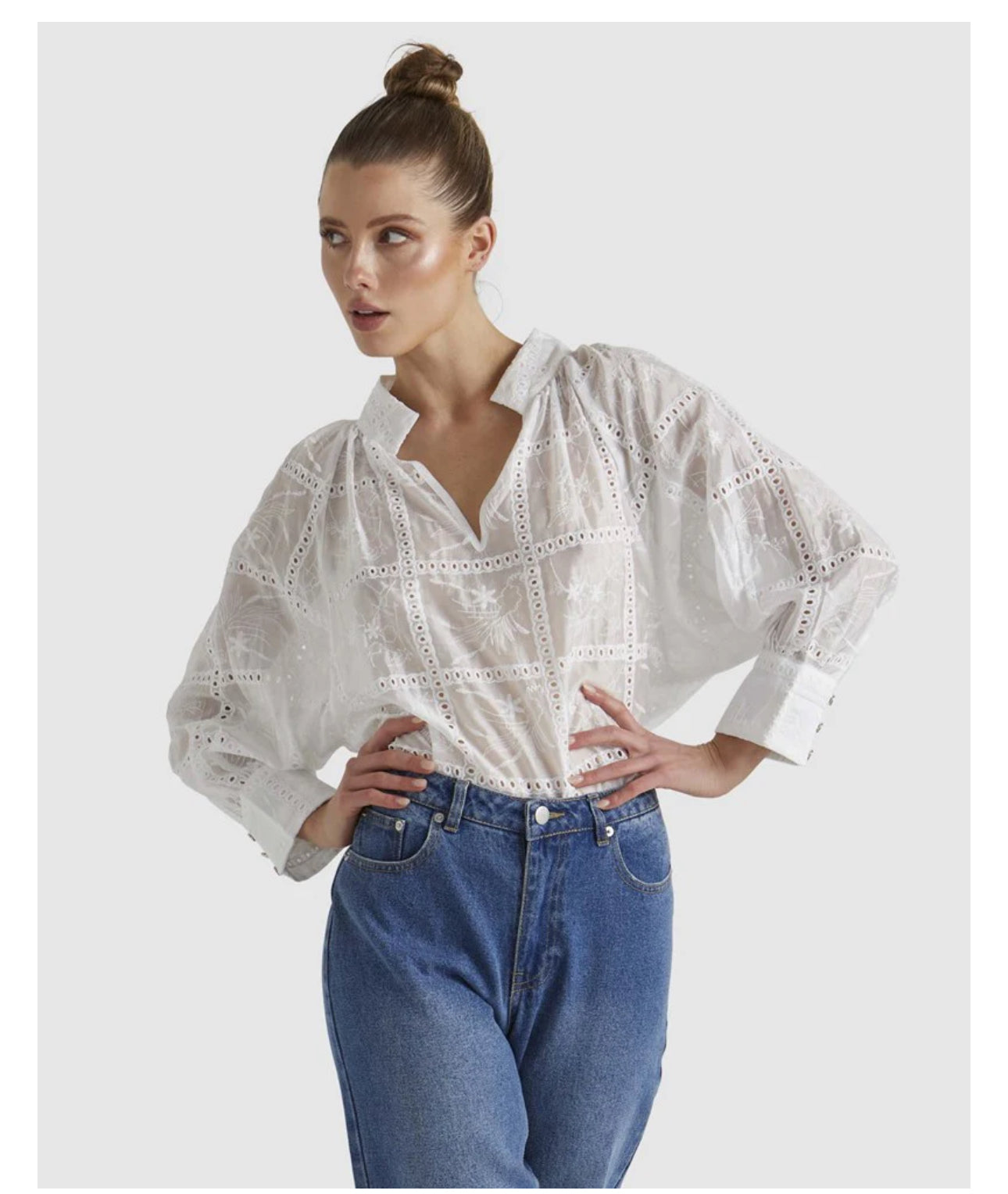 WHISPER TOP