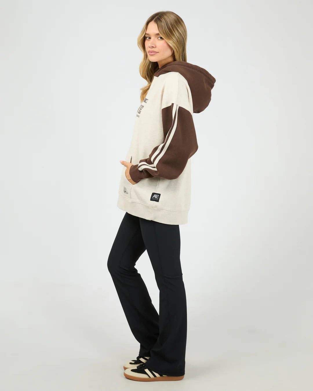 CONTRAST CLUB RELAXED HOODIE