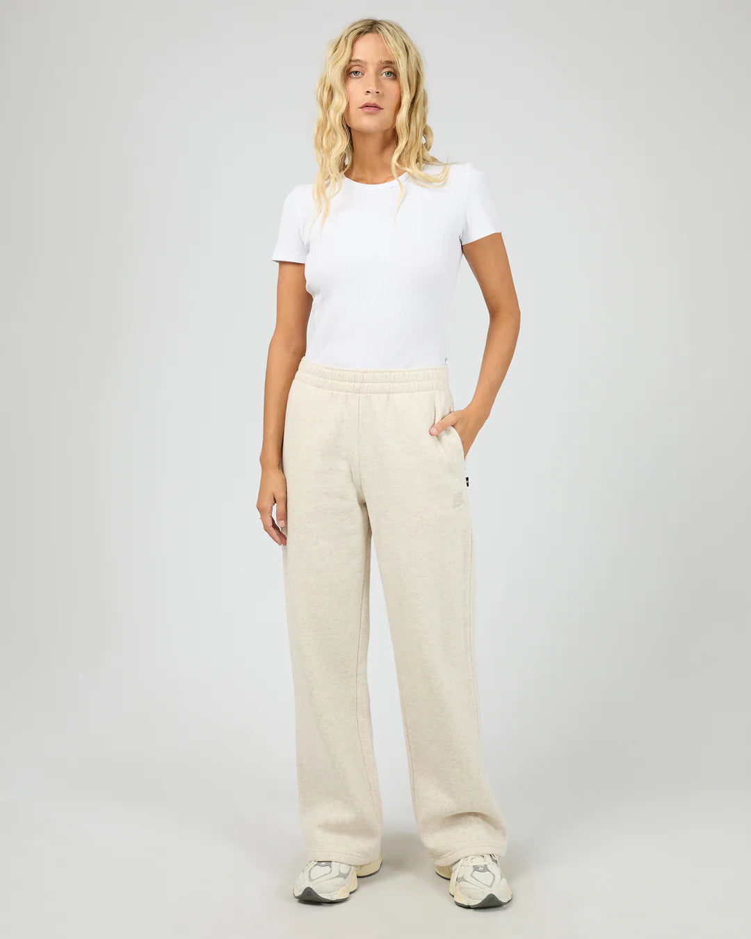 LIMITLESS TRACKPANT 26