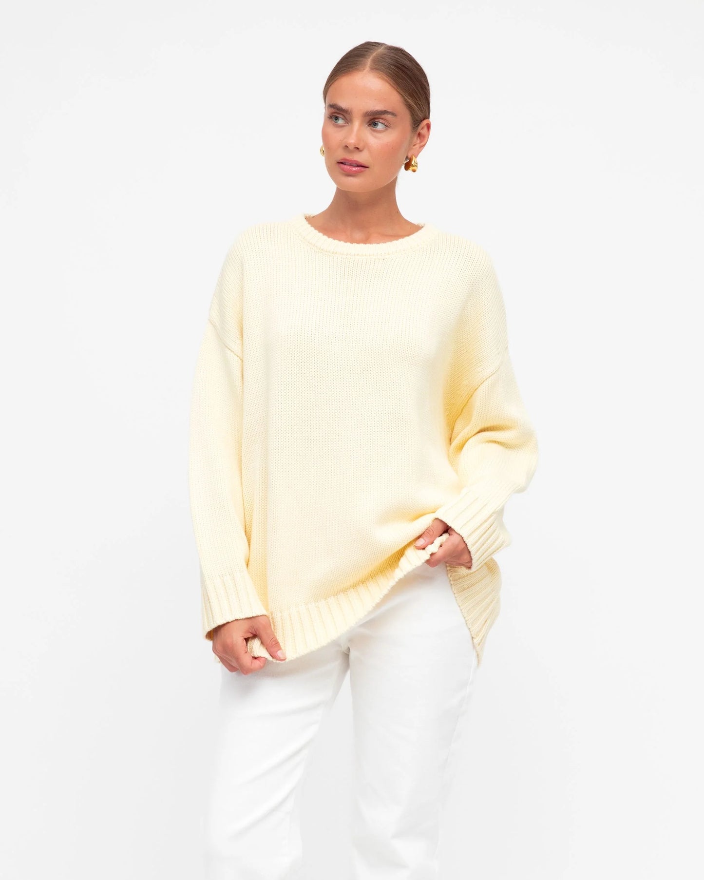 BELLY KNIT