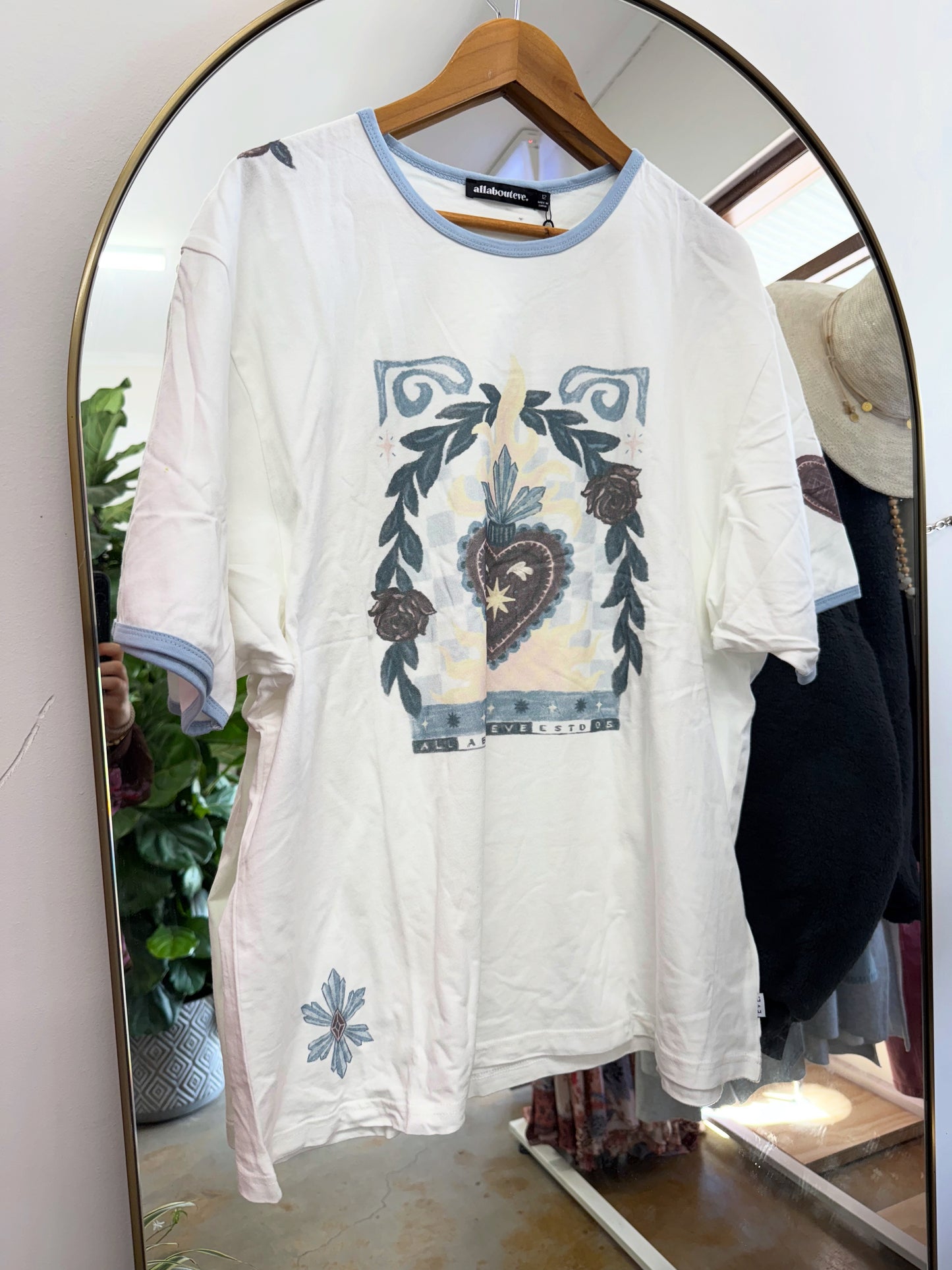 CAPULET OVERSIZED TEE