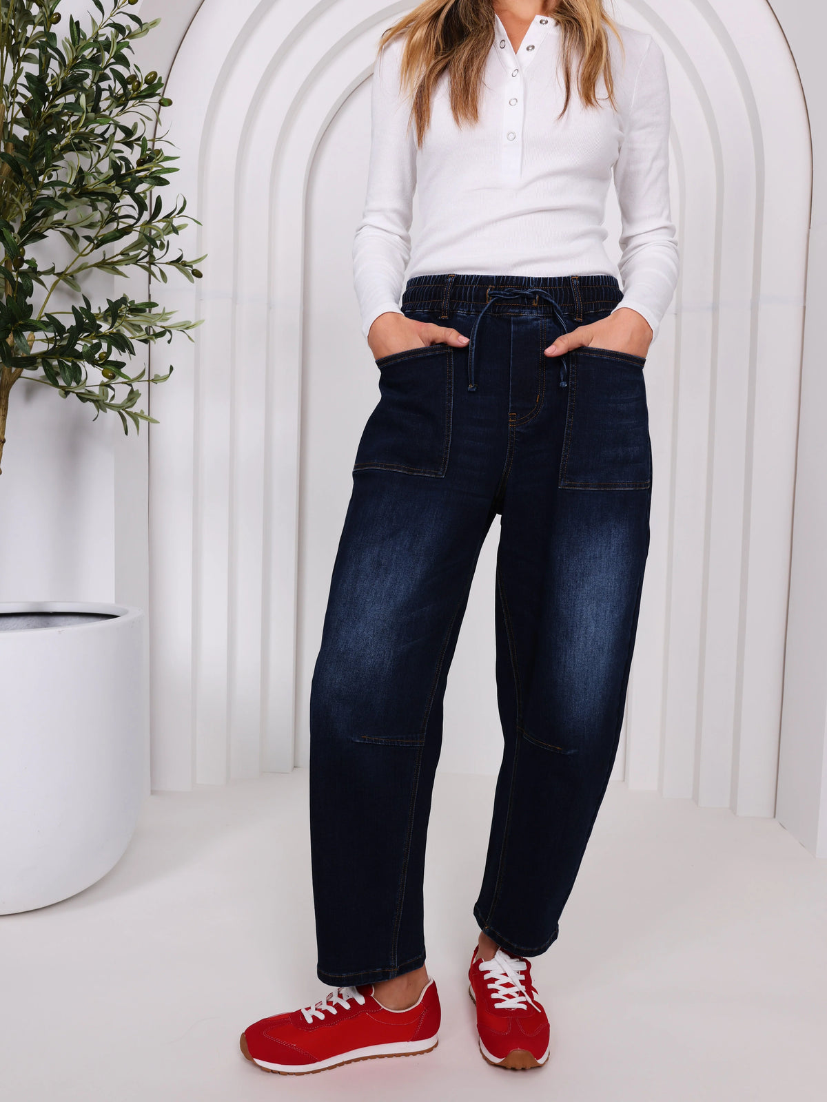 LEO BARREL JEANS