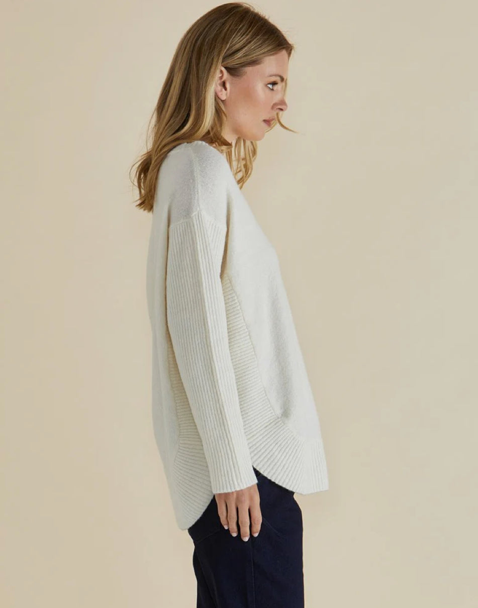 SOHO KNIT SWEATER