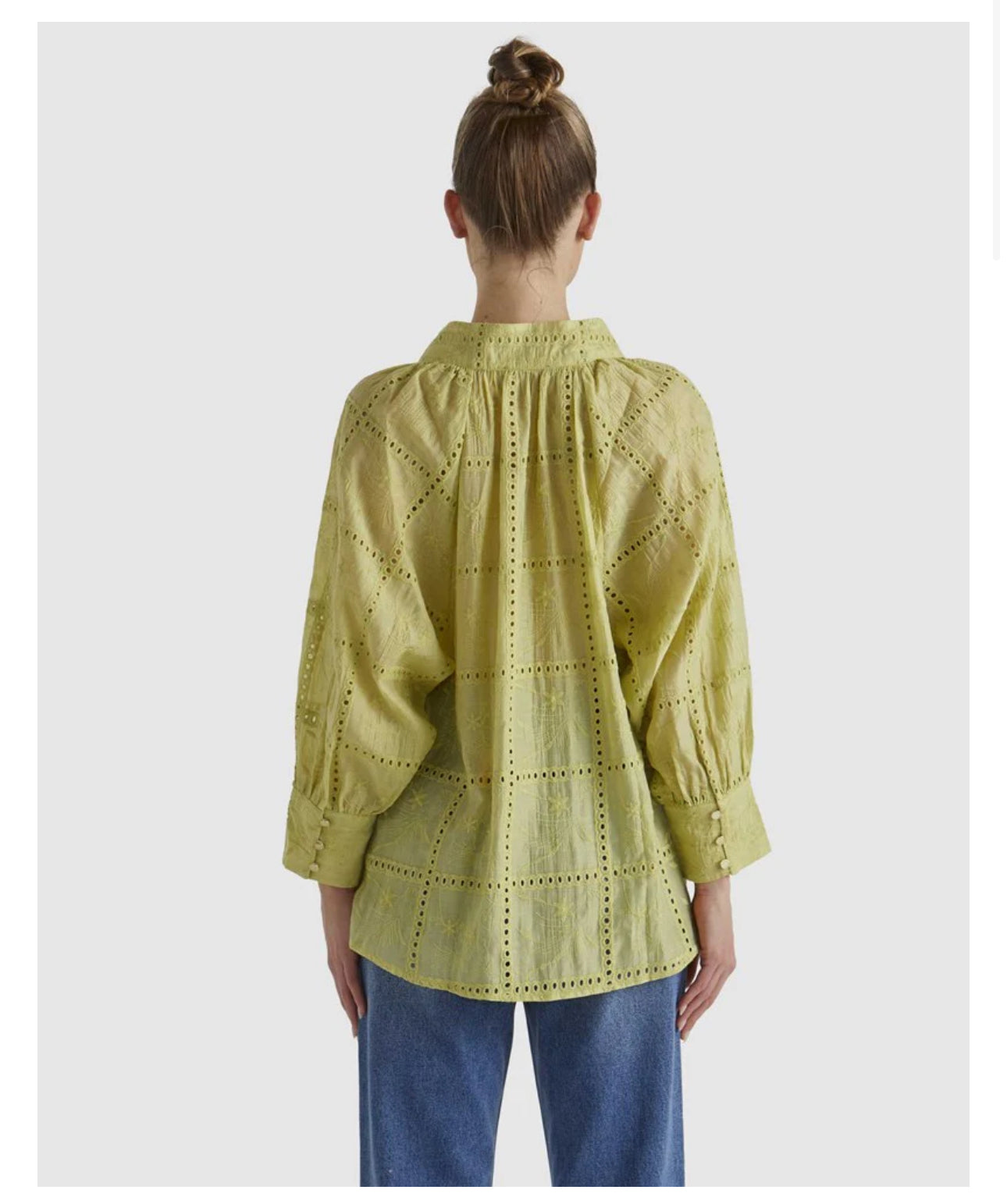 WHISPER TOP
