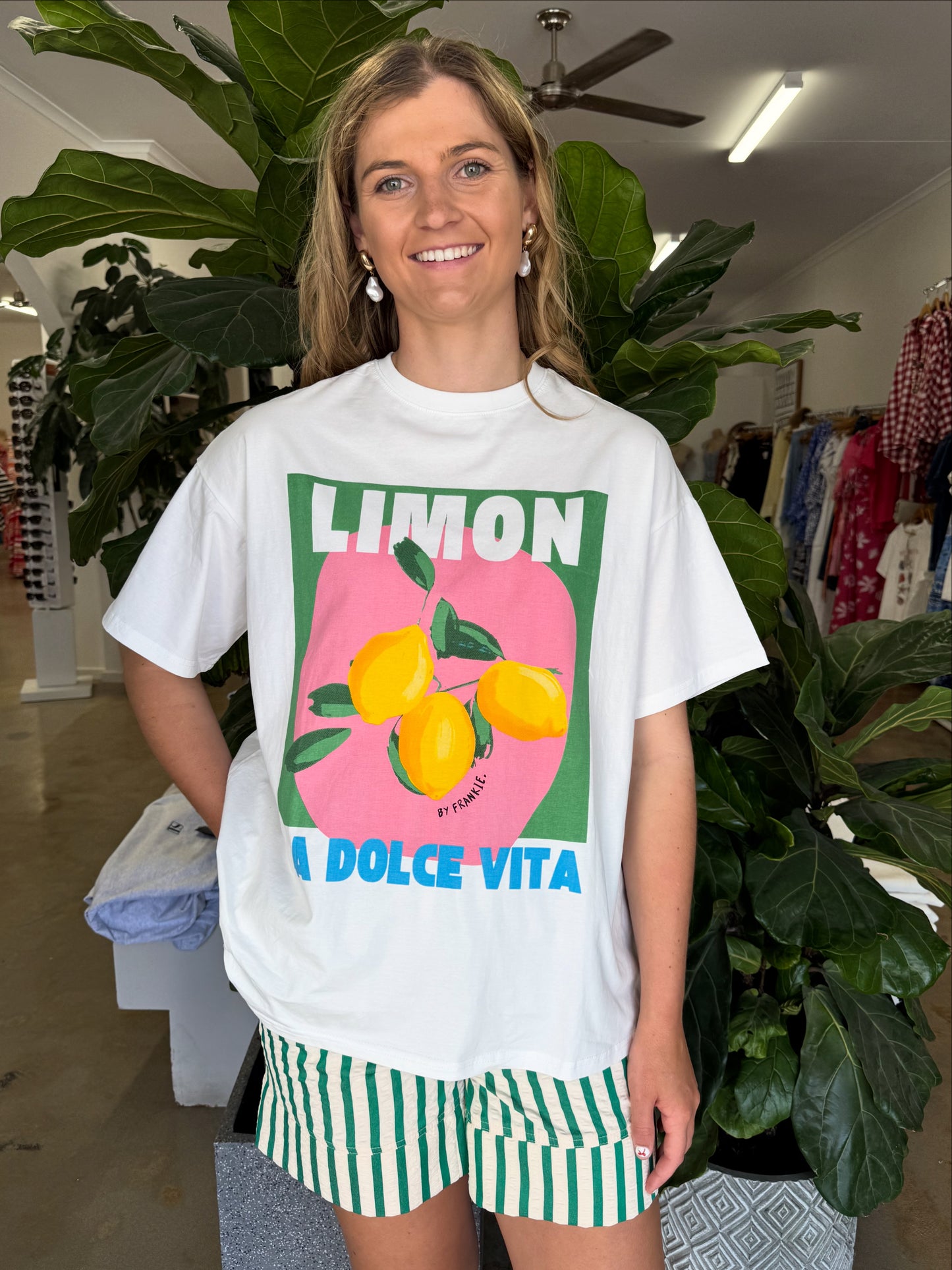WHITE LA DOLCE TEE