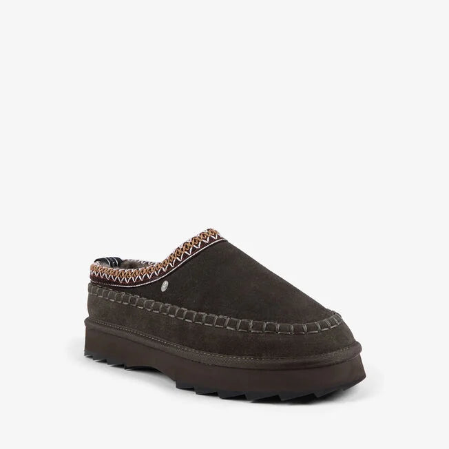 SHARKY ADVENTURE SCUFF