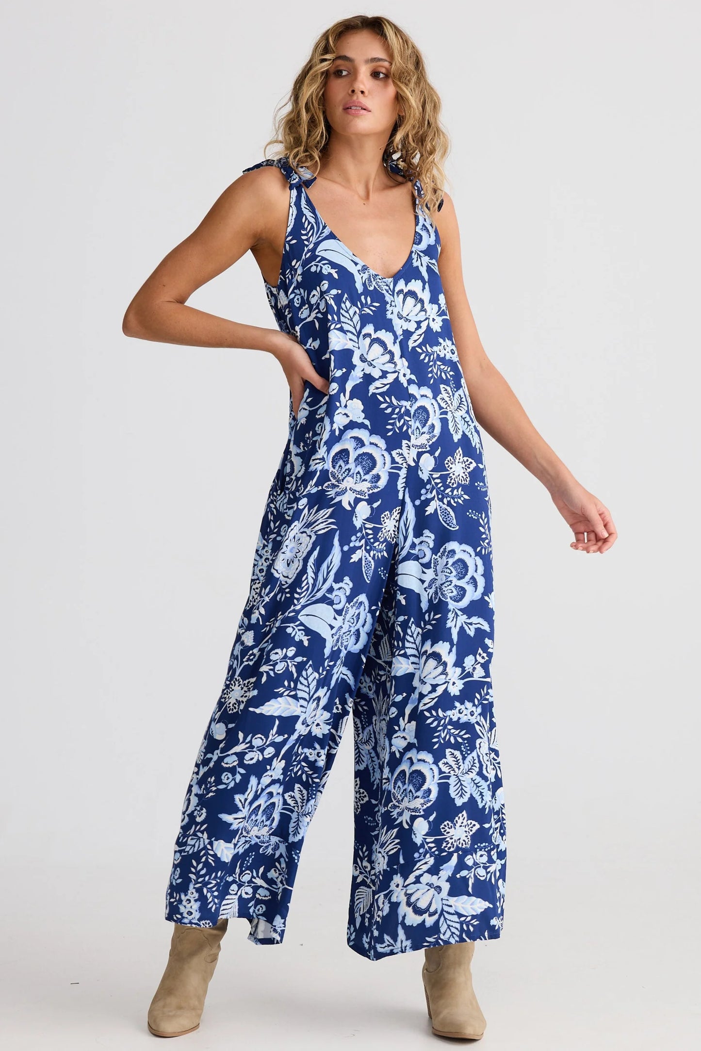 TEMPLE JUMPSUIT 25