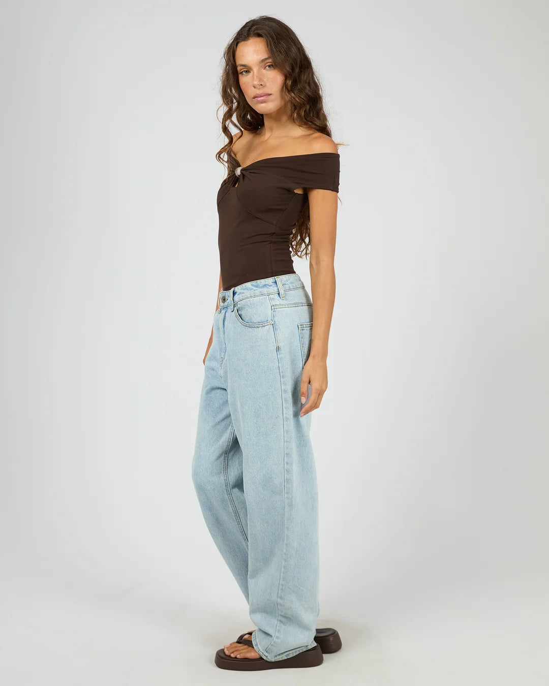 ATLAS OFF SHOULDER TOP
