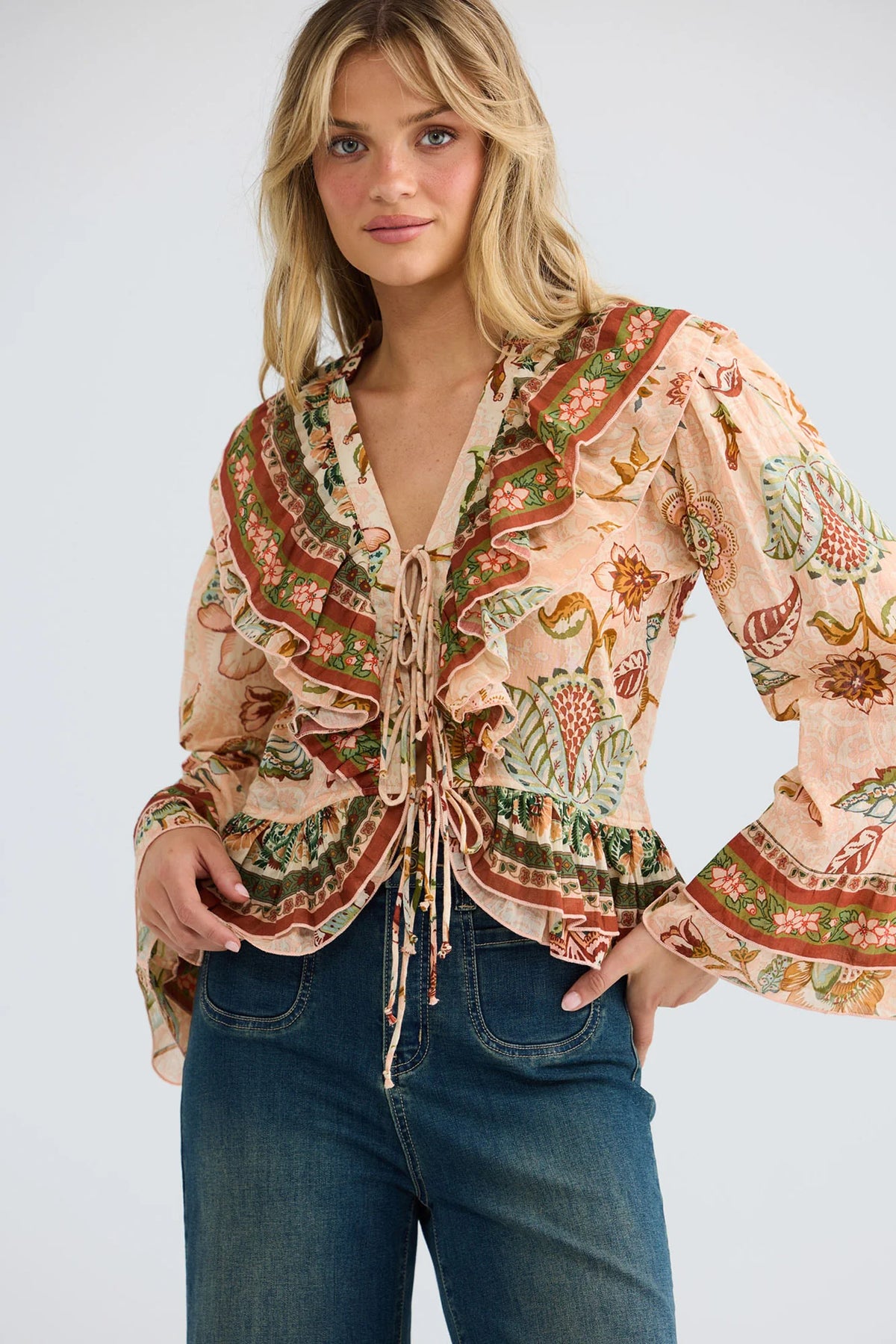 CARMEN FRILL TOP