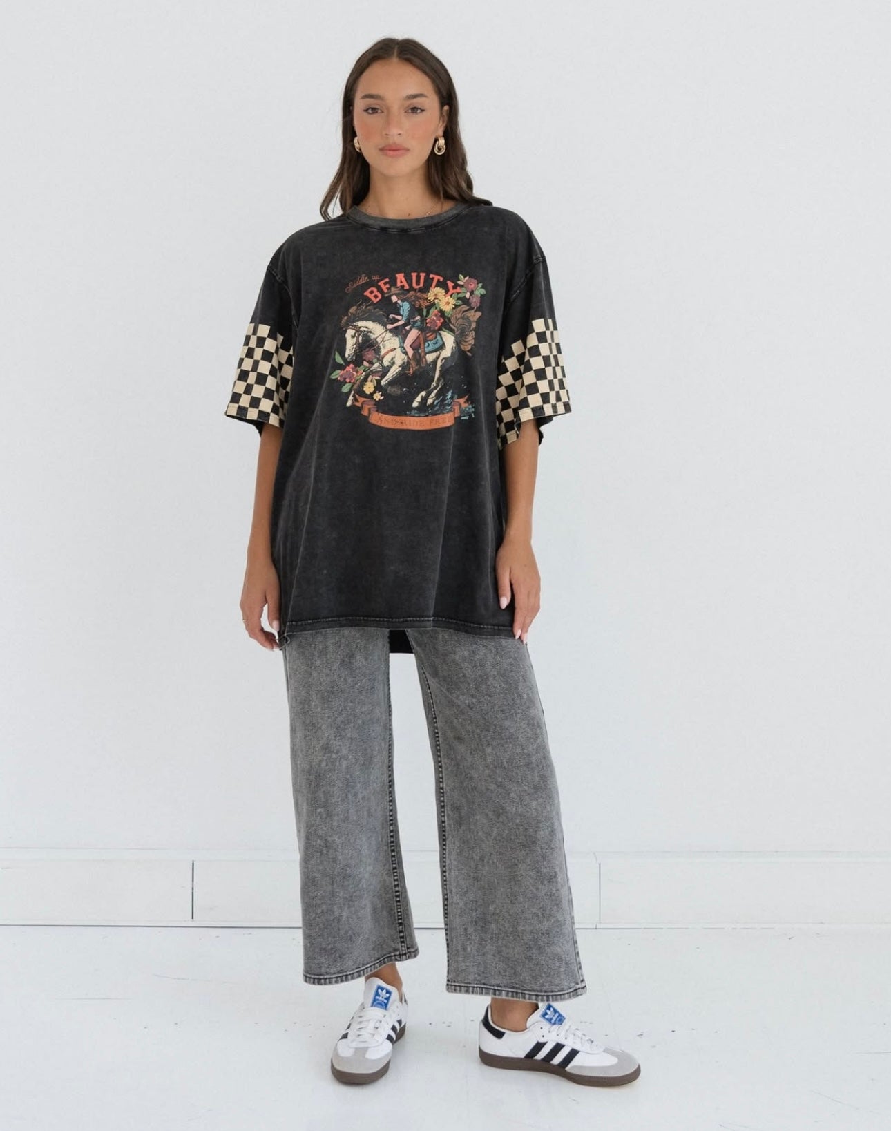 SADDLE UP BEAUTY TEE