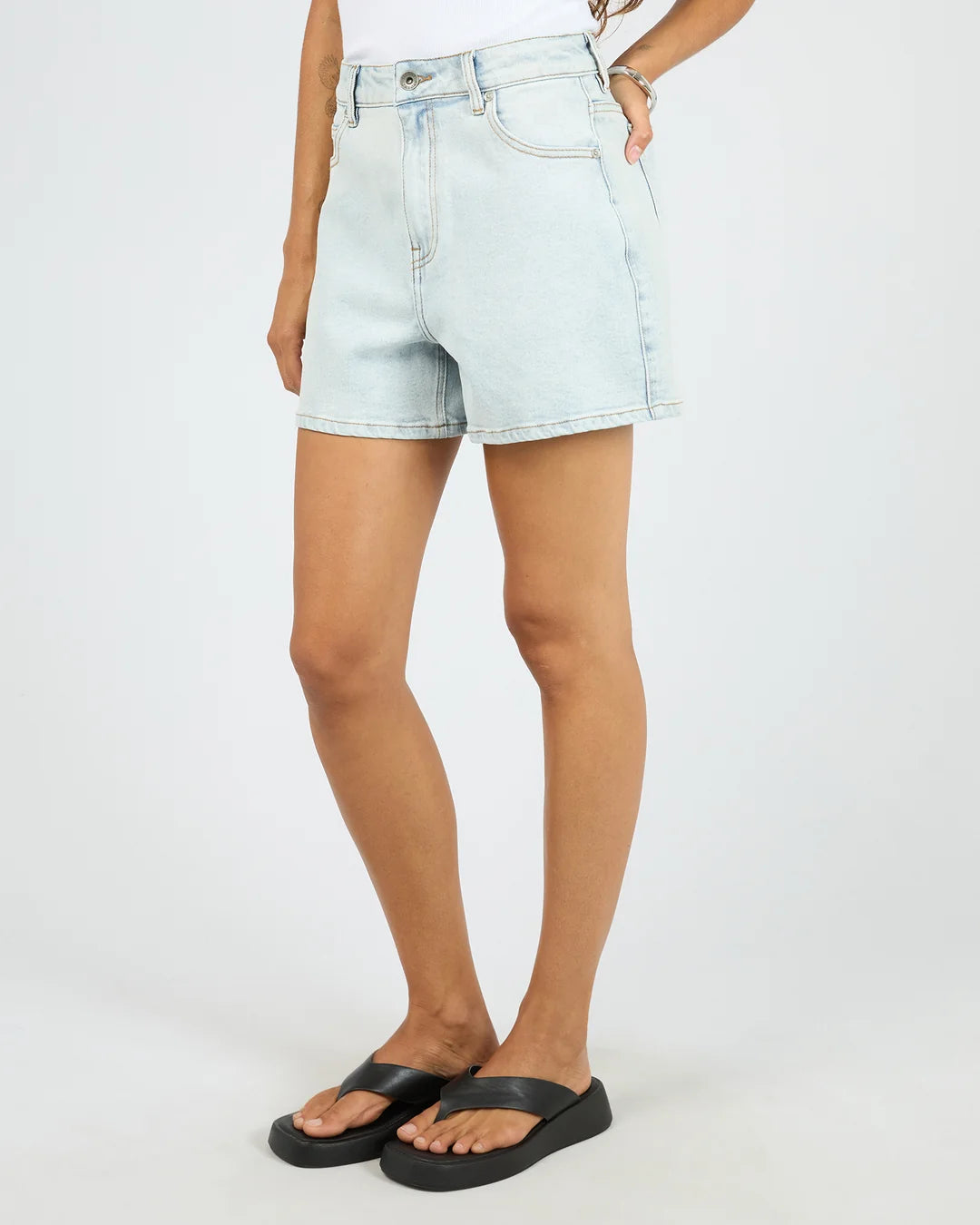 KYIA SHORT COMFORT