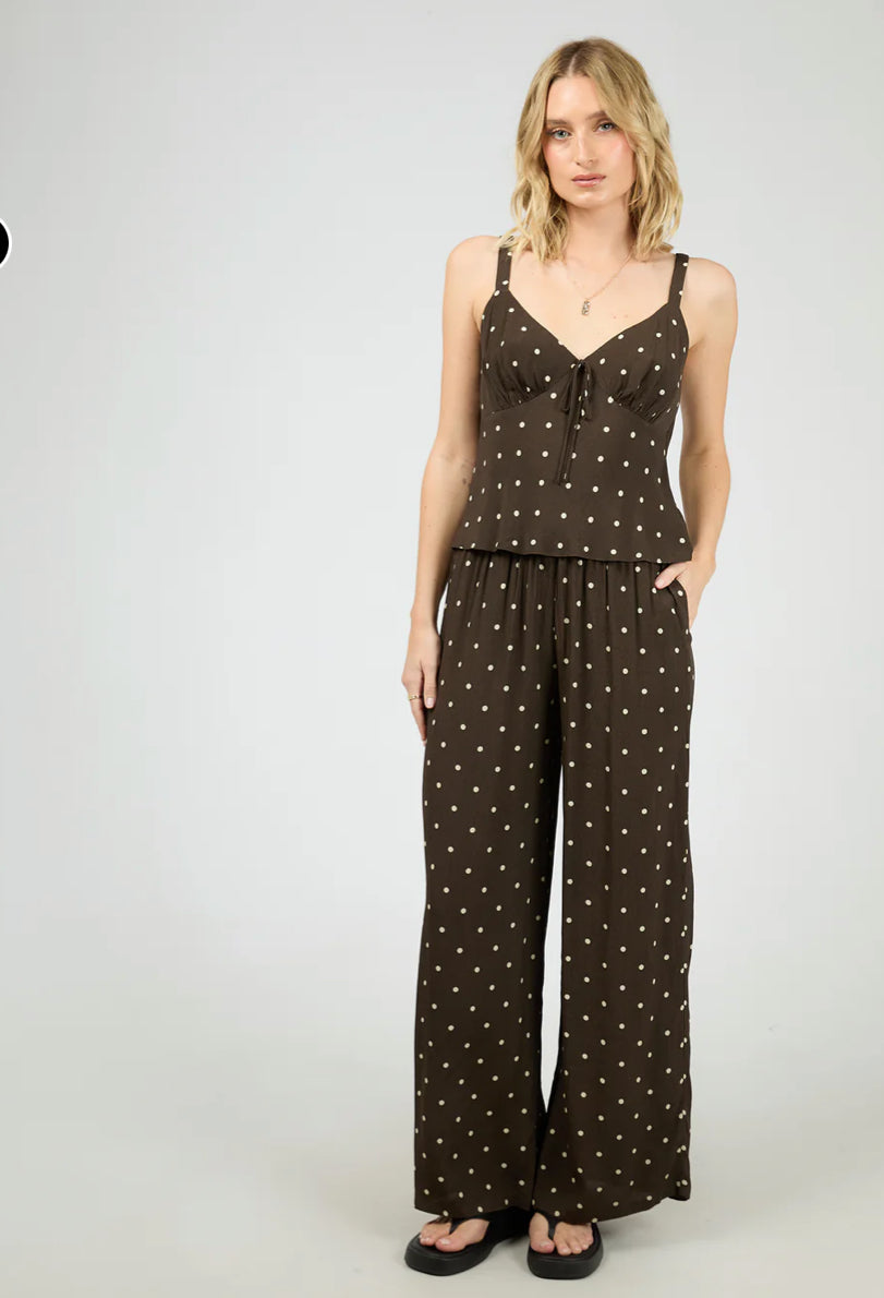 EMELIA PANT