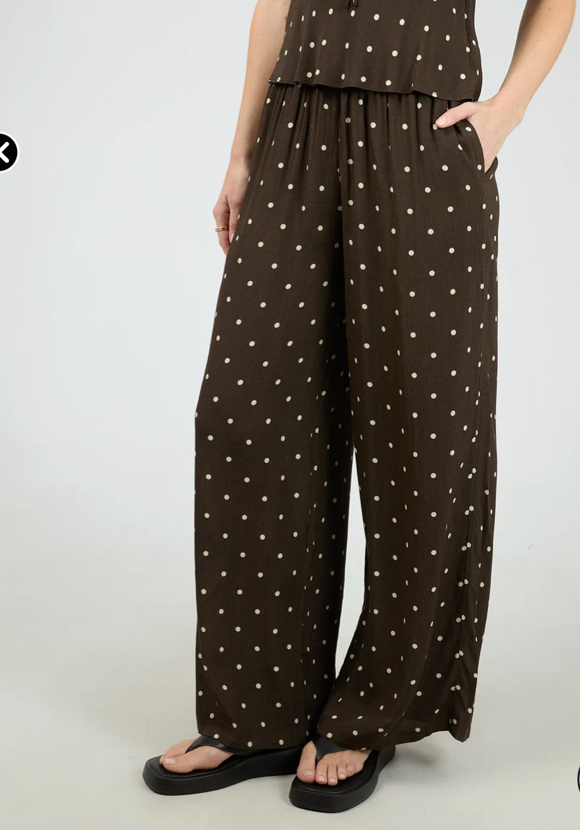 EMELIA PANT