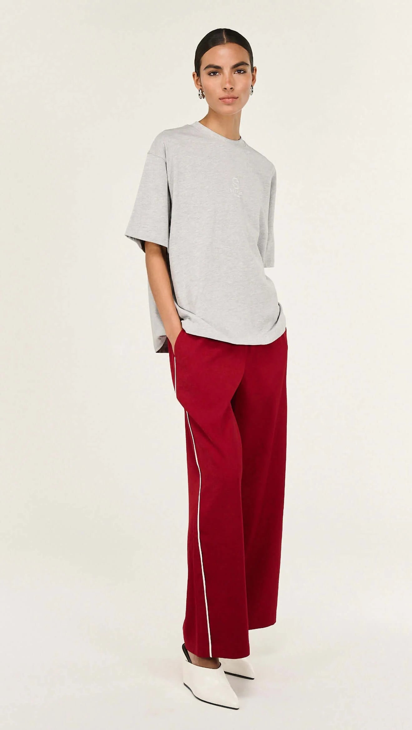 STAPLE OVERSIZED TEE