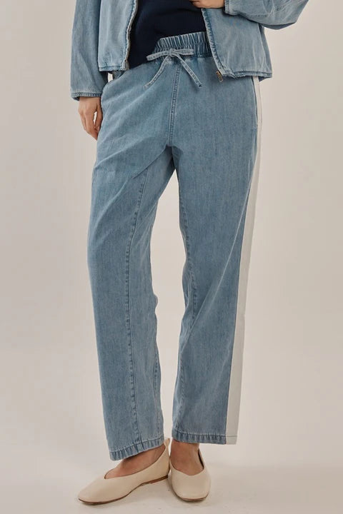 CALLIE DENIM JOGGER