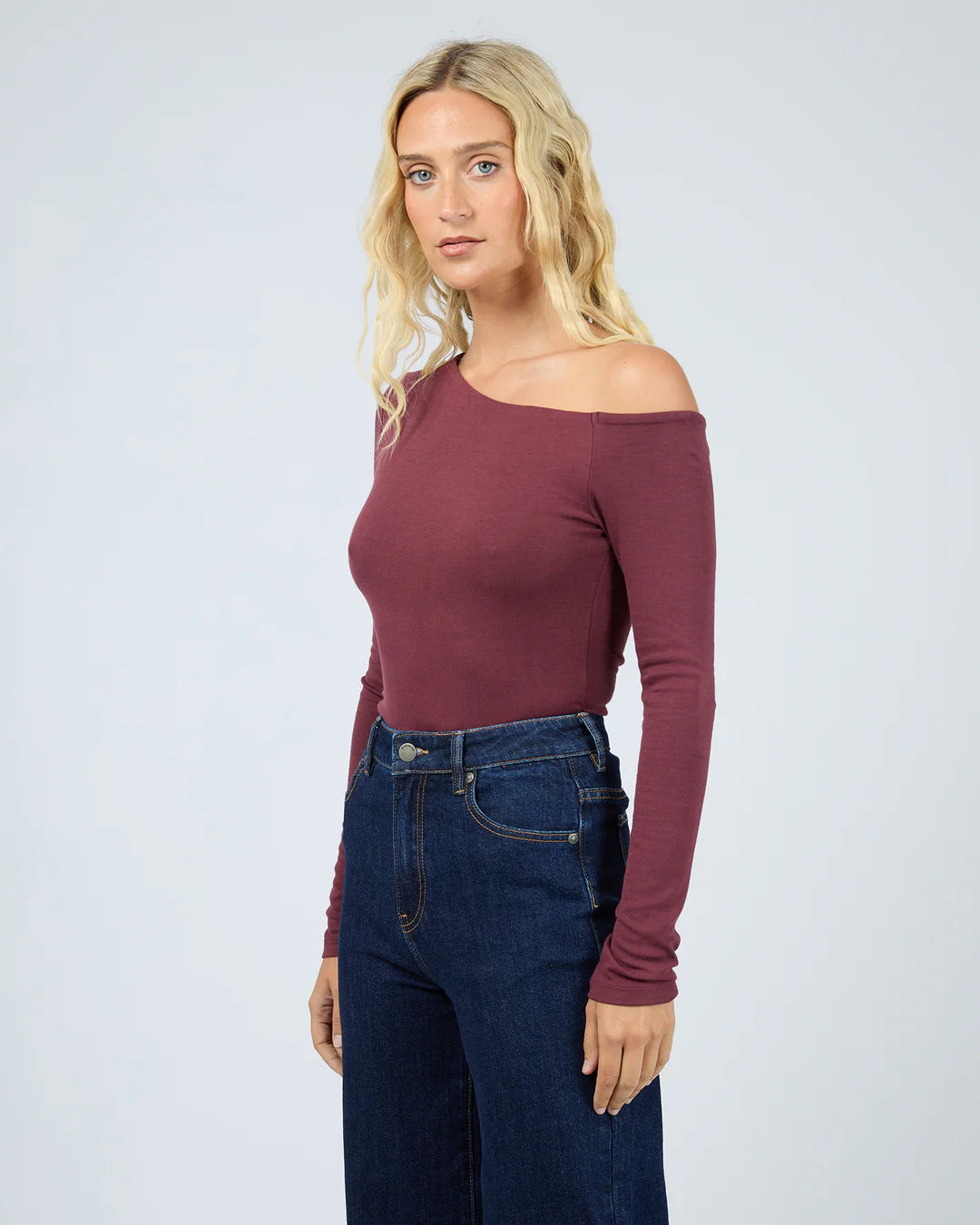 KYLIE OFF SHOULER LS TOP