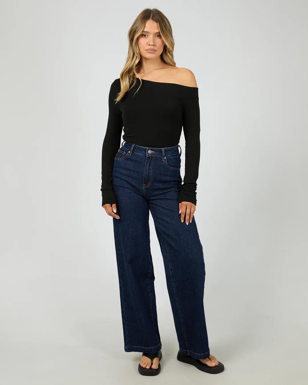 KYLIE OFF SHOULER LS TOP