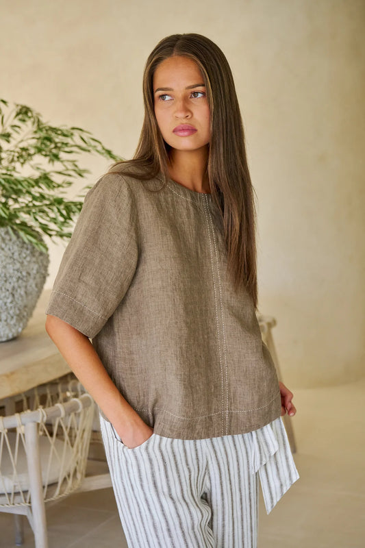 GA724 LINEN TOP
