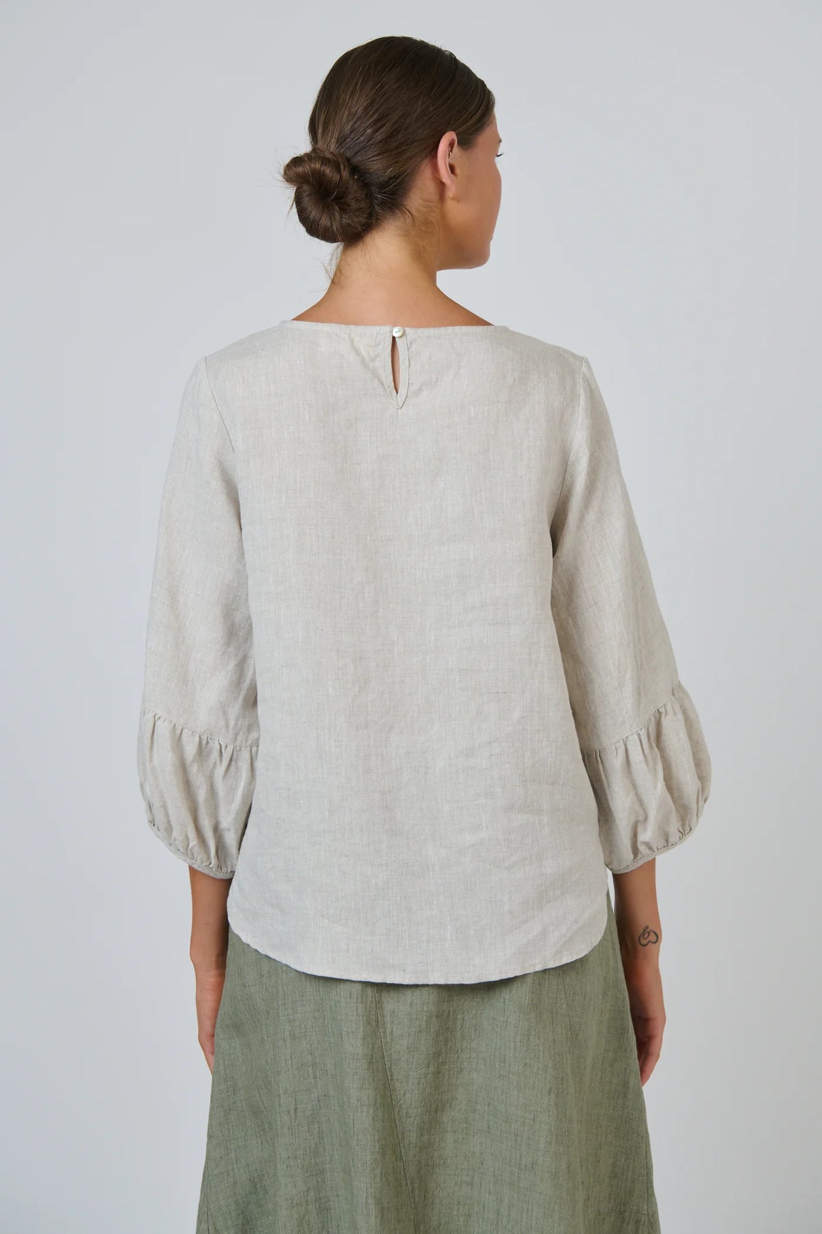 GA651 LINEN TOP