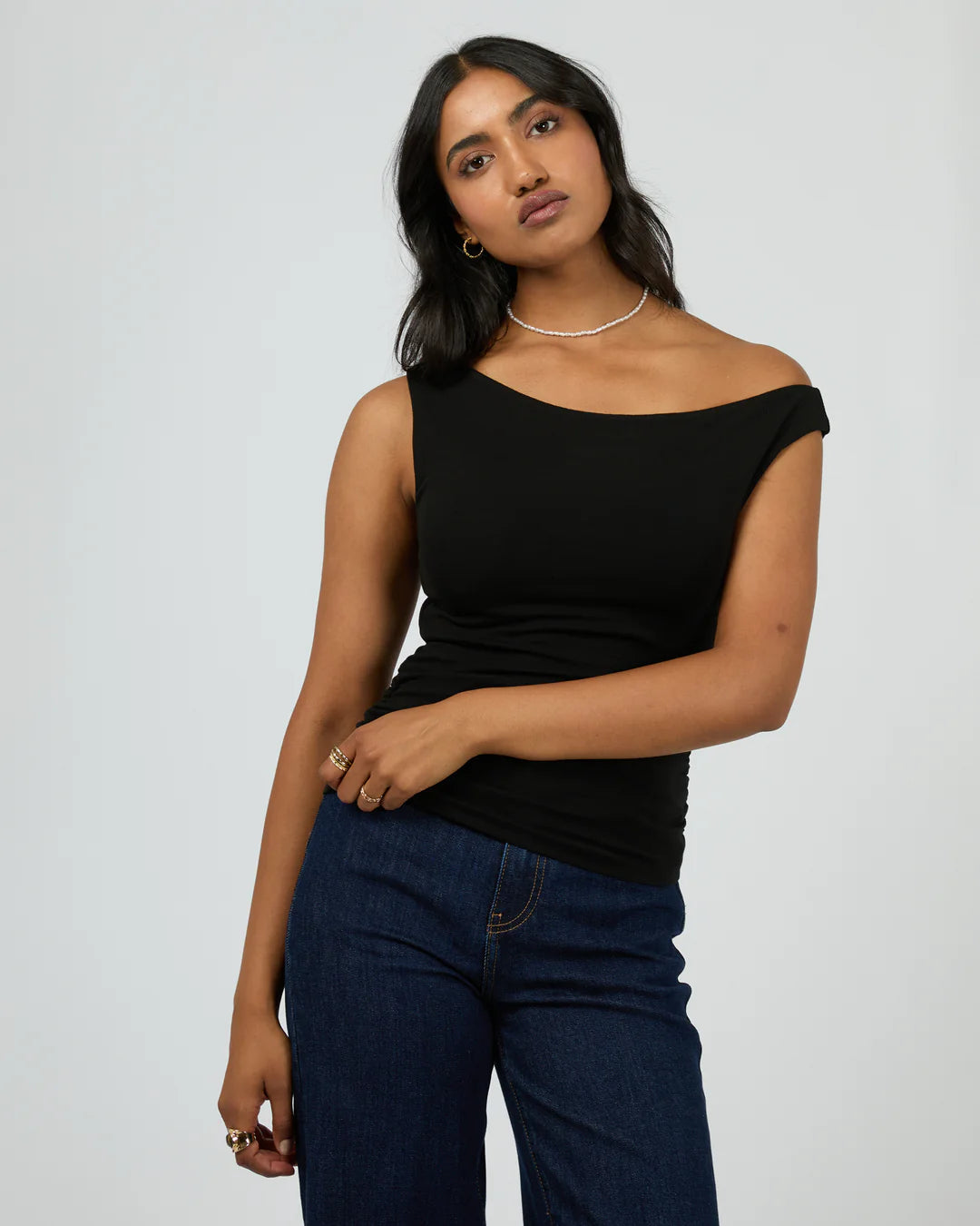 KYLIE OFF SHOULDER TOP