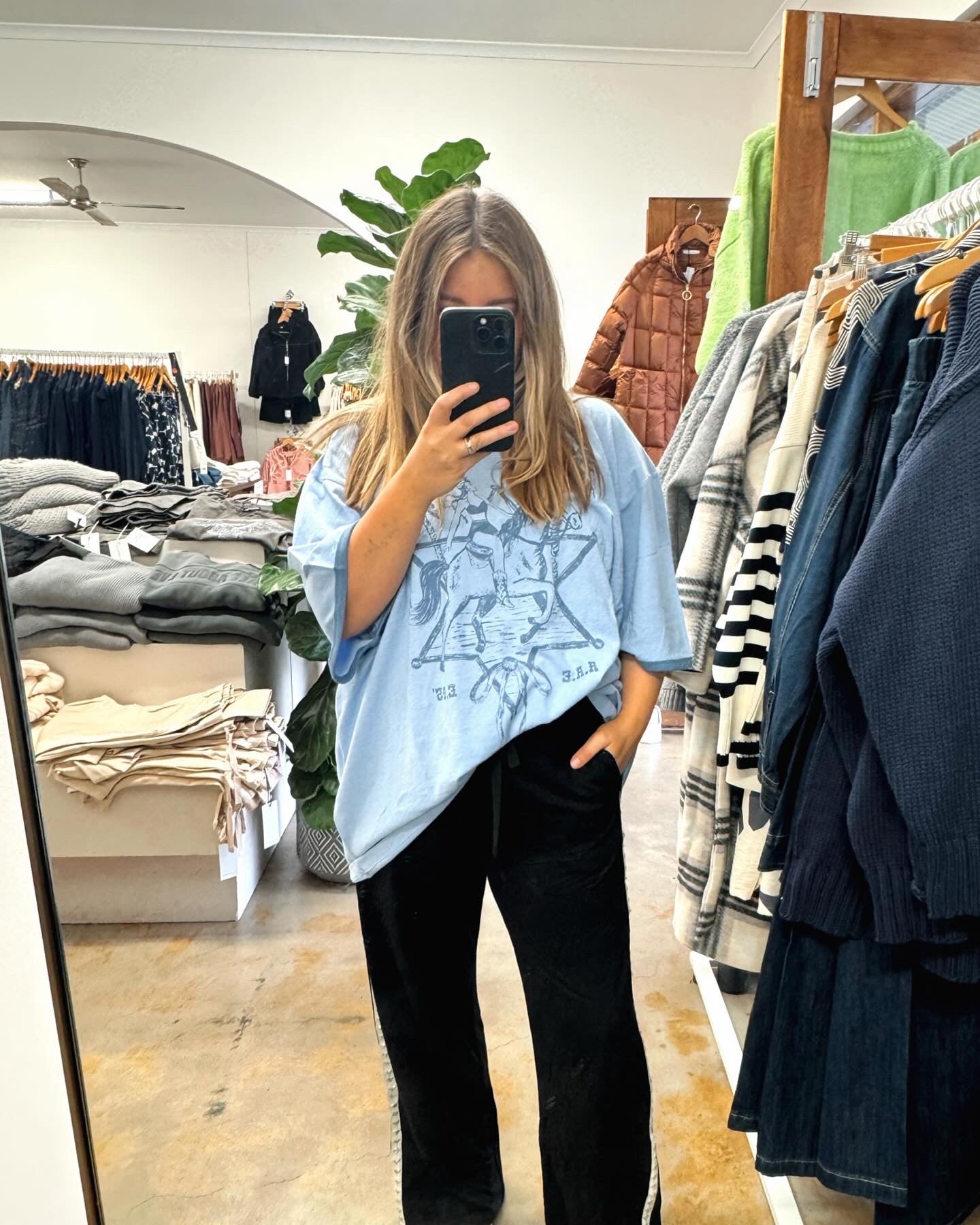 PONY ISLAND TEE