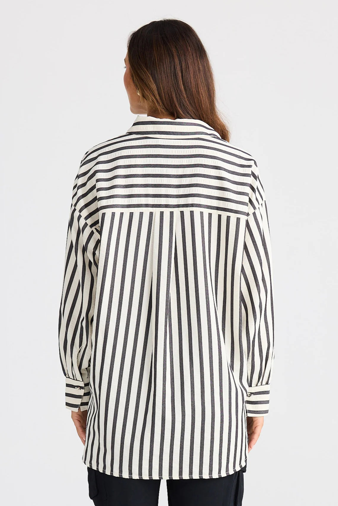 EZRA SHIRT
