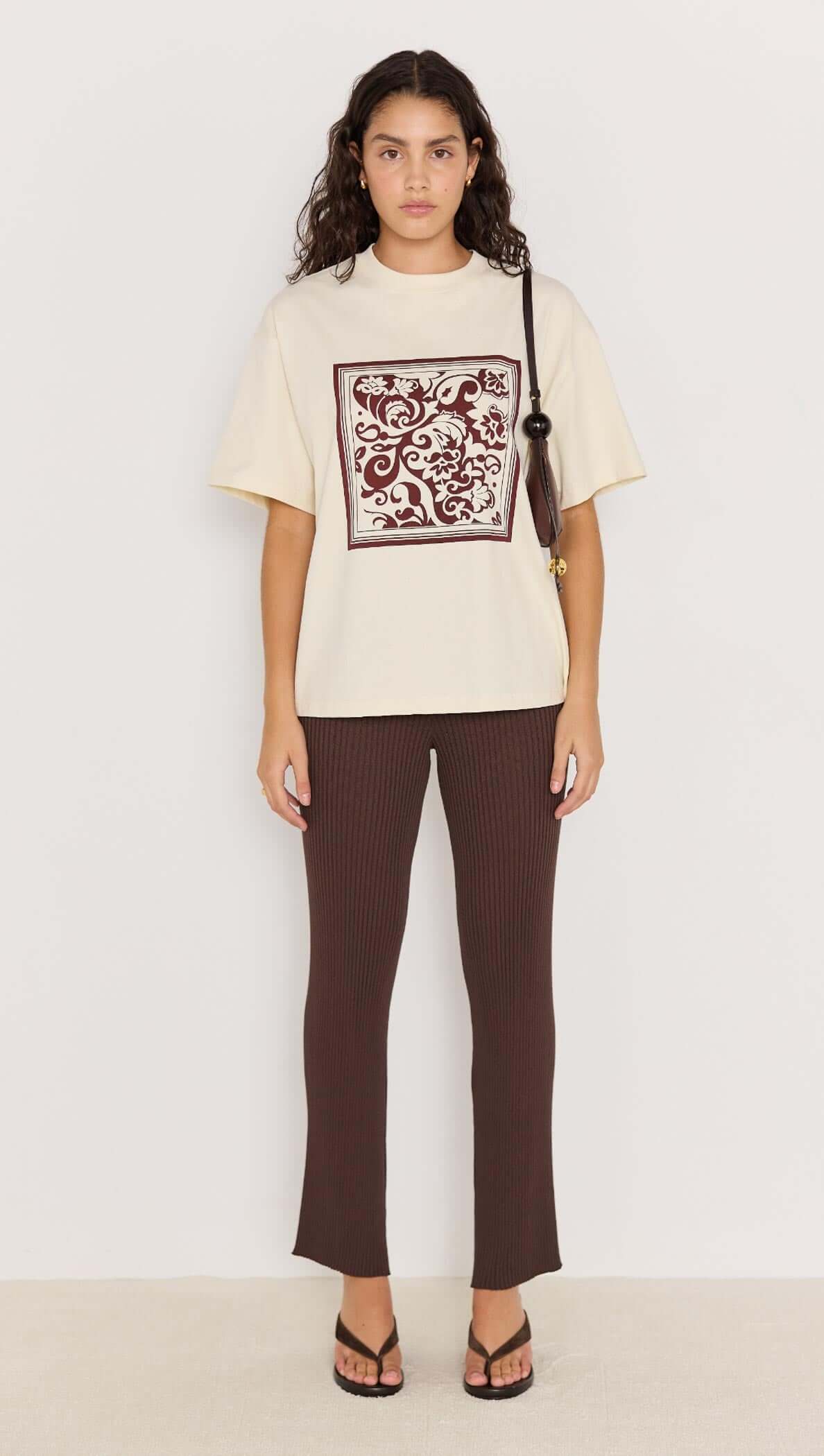 LUMI OVERSIZED TEE