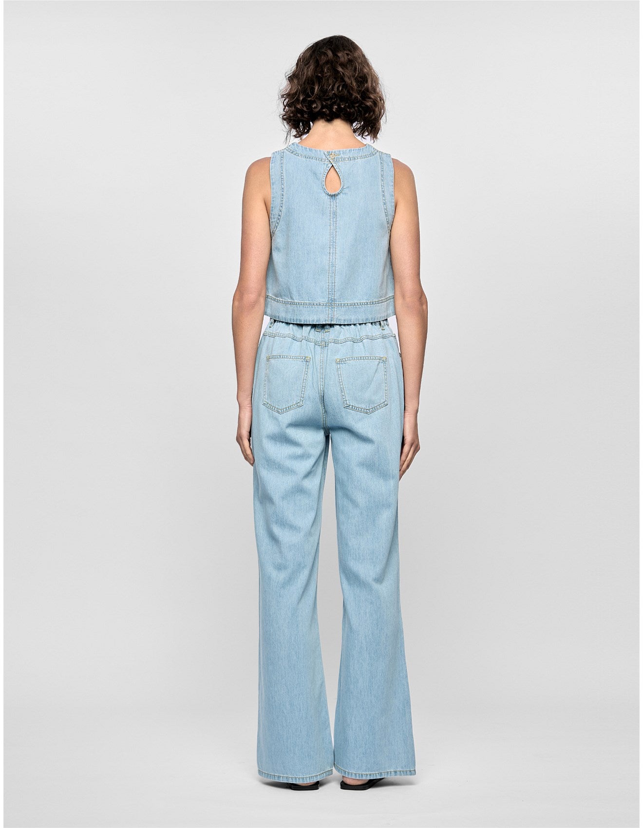 AMELIA CHAMBRAY TOP