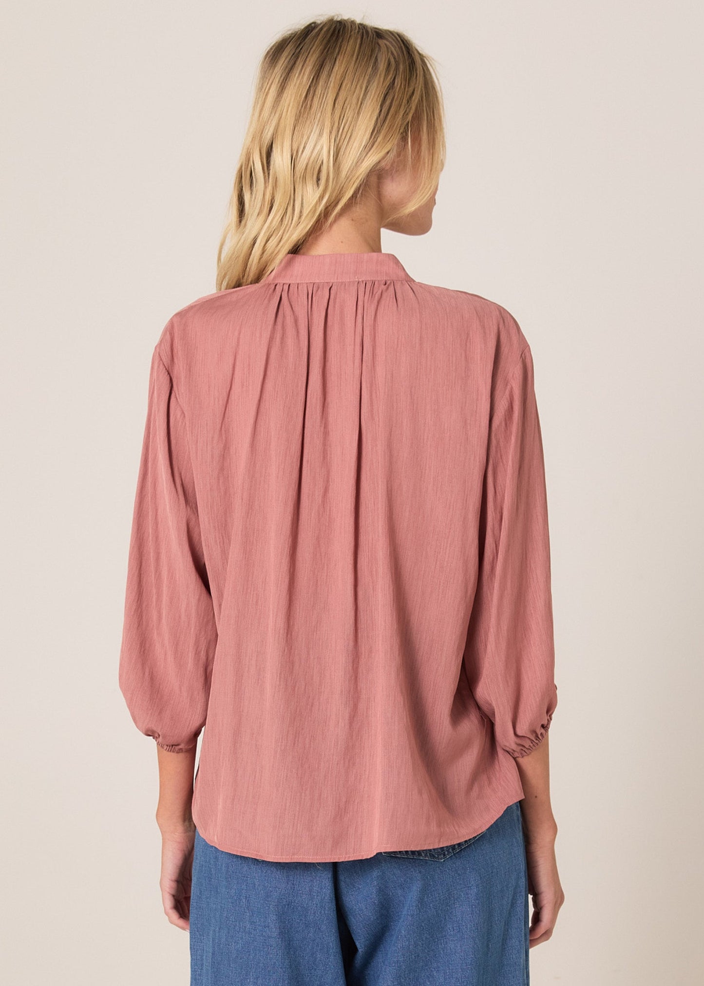 SHAE SPLIT NECK BLOUSE