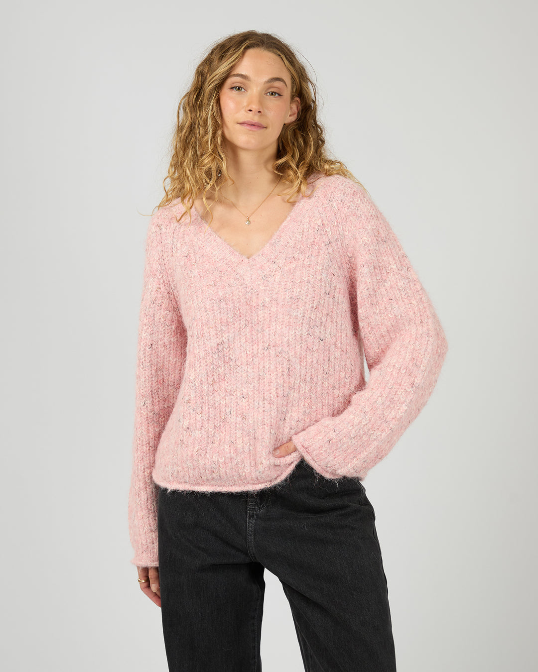 DEVON V NECK JUMPER