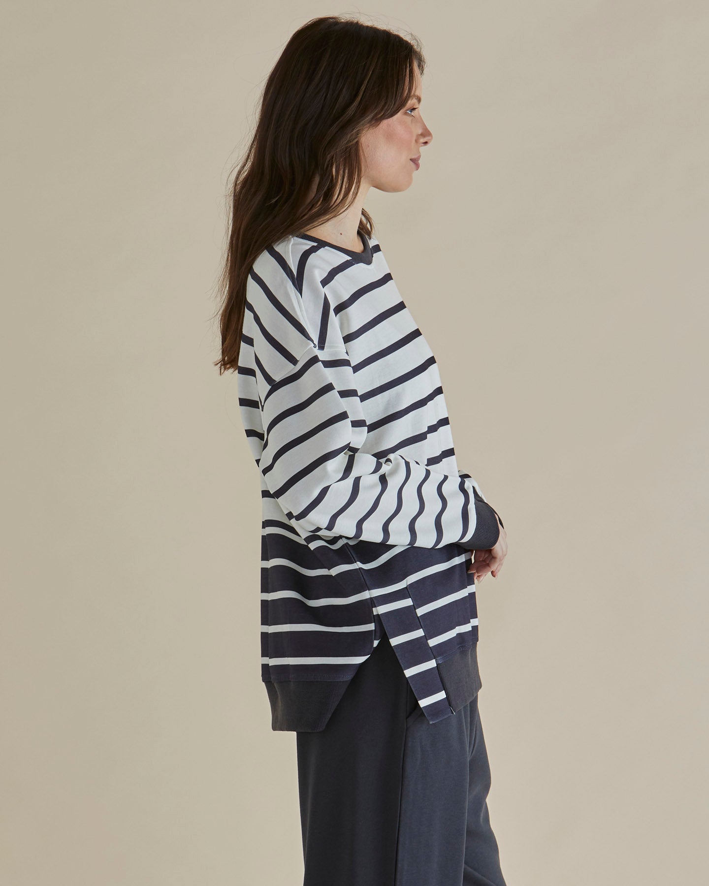 EASY CREW SWEAT