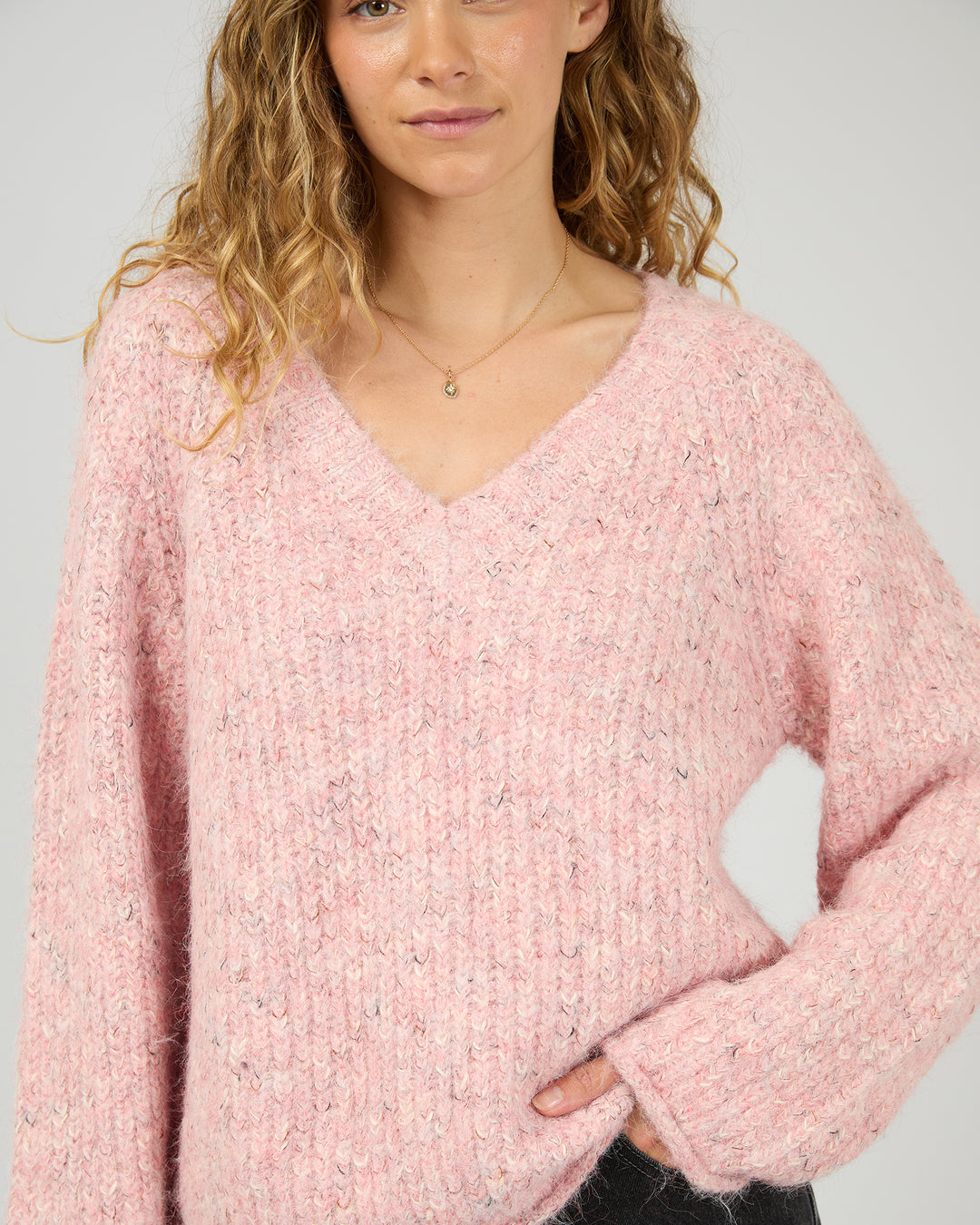 DEVON V NECK JUMPER
