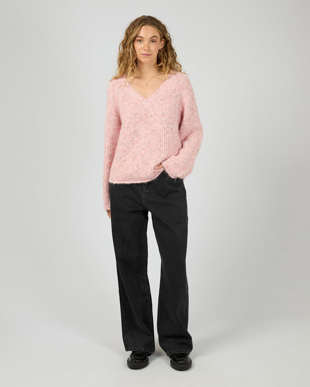 DEVON V NECK JUMPER