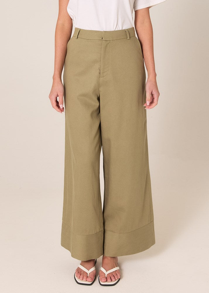 ZEPHER STRAIGHT LEG PANT
